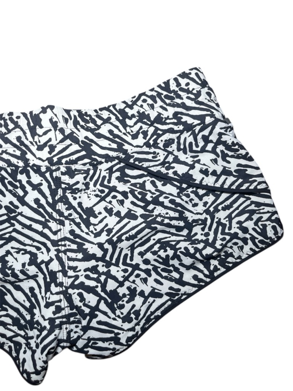 Lululemon Water: Women’s Surf Shorts Size Small/Medium Reversible Swim Shorts - Picture 14 of 16